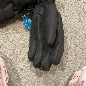 Black Outdoor Gloves